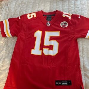 Nike youth Mahomes jersey